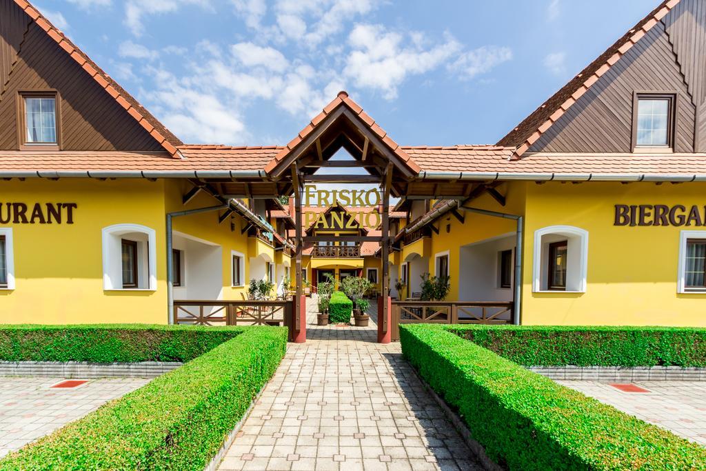 Frisko Panzio Bed & Breakfast Zalakaros Exterior photo
